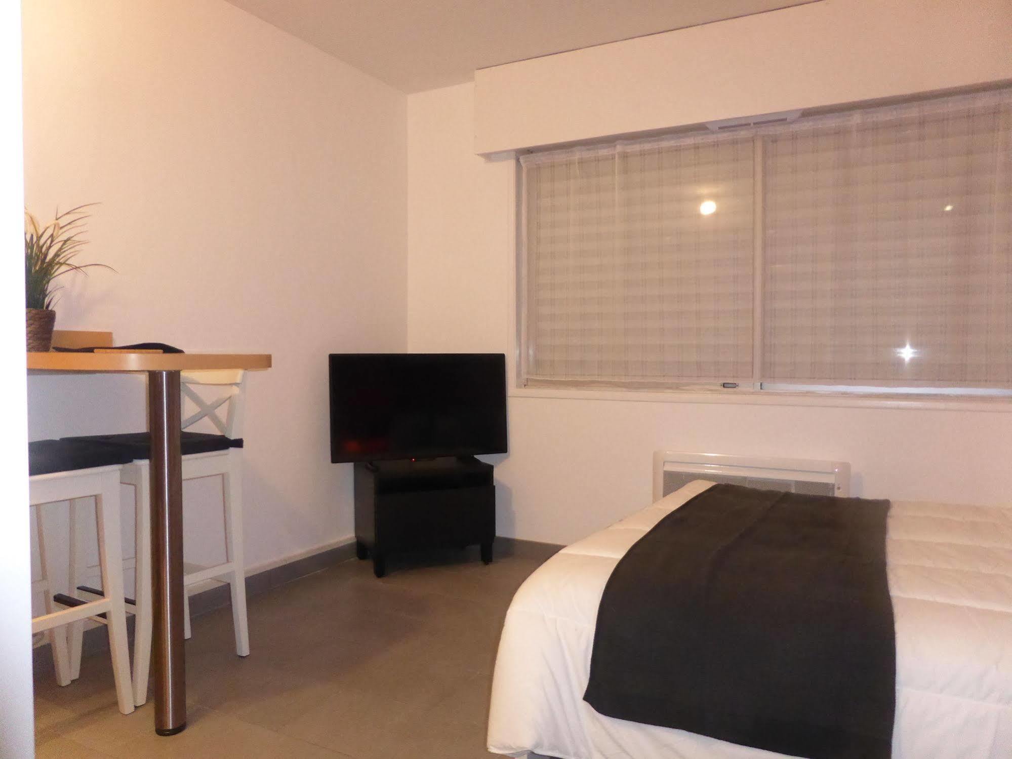 Saint Peres-Sleep In Normandie Apartment ก็อง ภายนอก รูปภาพ
