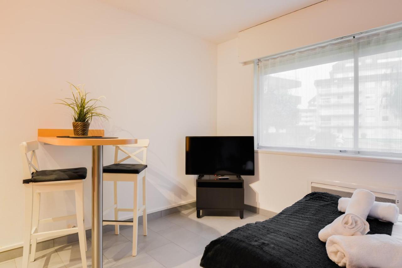 Saint Peres-Sleep In Normandie Apartment ก็อง ภายนอก รูปภาพ